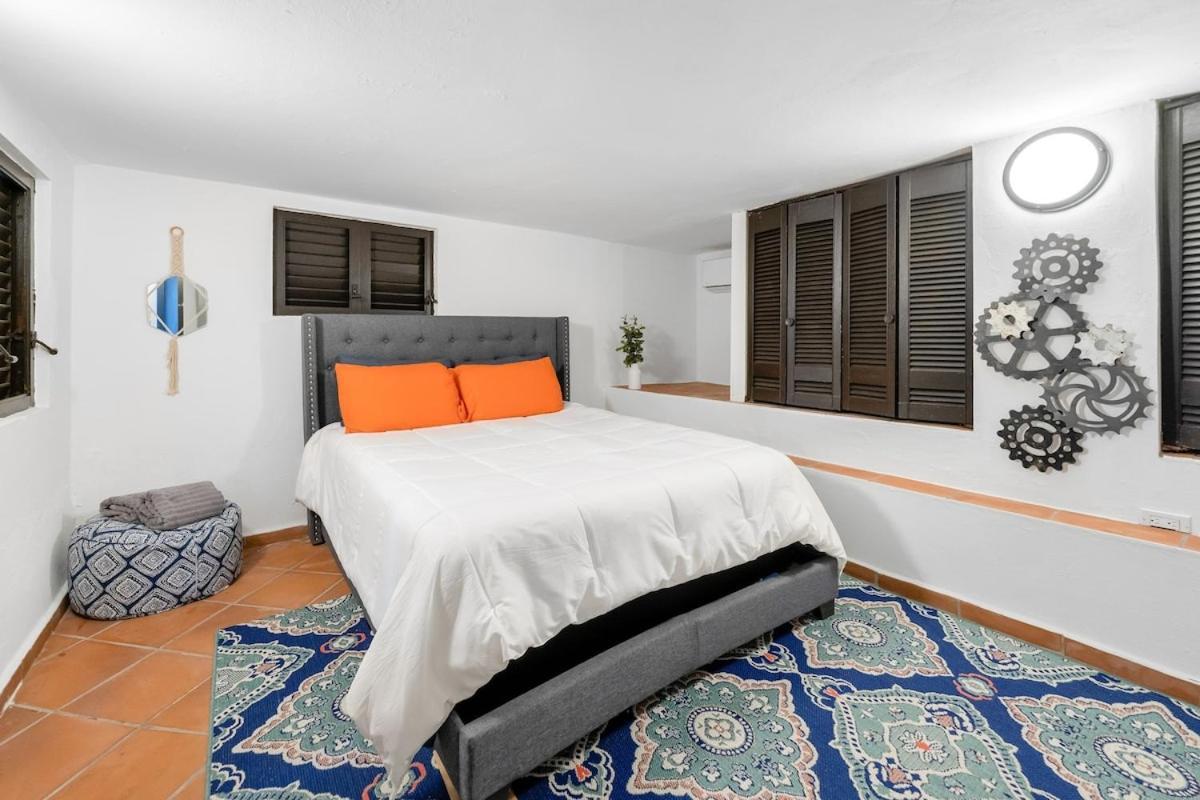 4 Bedroom Kikita Beach Villa Oceanfront W Pool Dorado Exterior photo