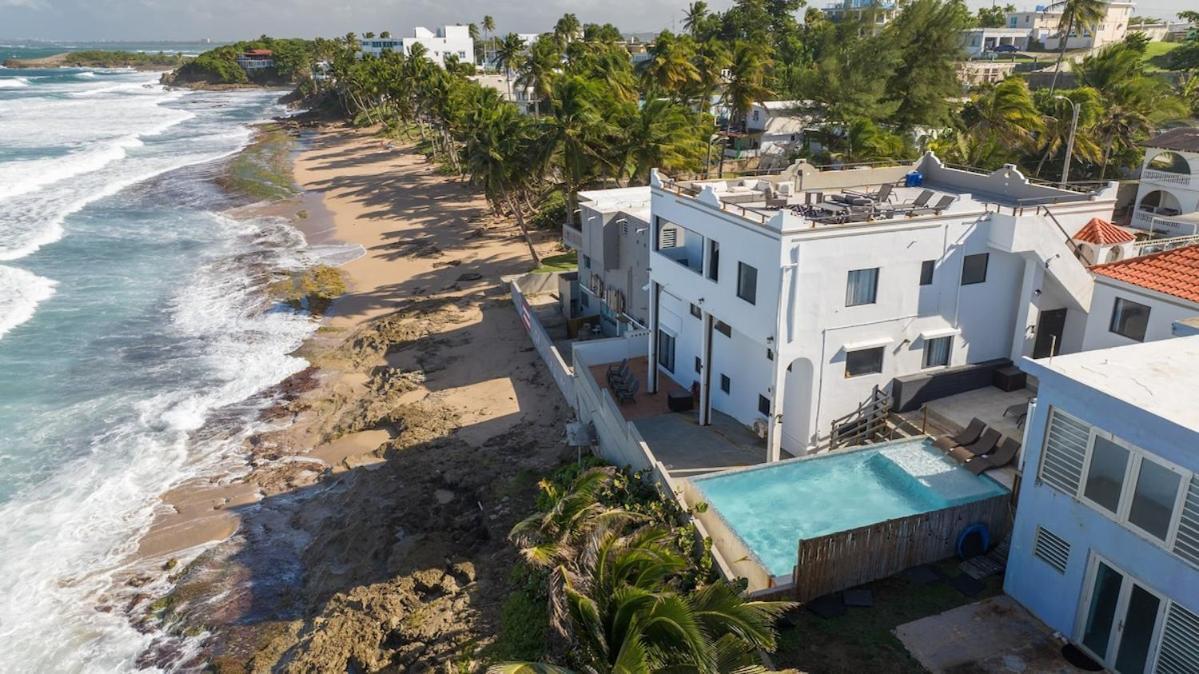 4 Bedroom Kikita Beach Villa Oceanfront W Pool Dorado Exterior photo